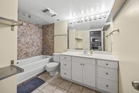 Tiny photo for 801 S Wells Street #608, Chicago, IL 60607 (MLS # 12519979)