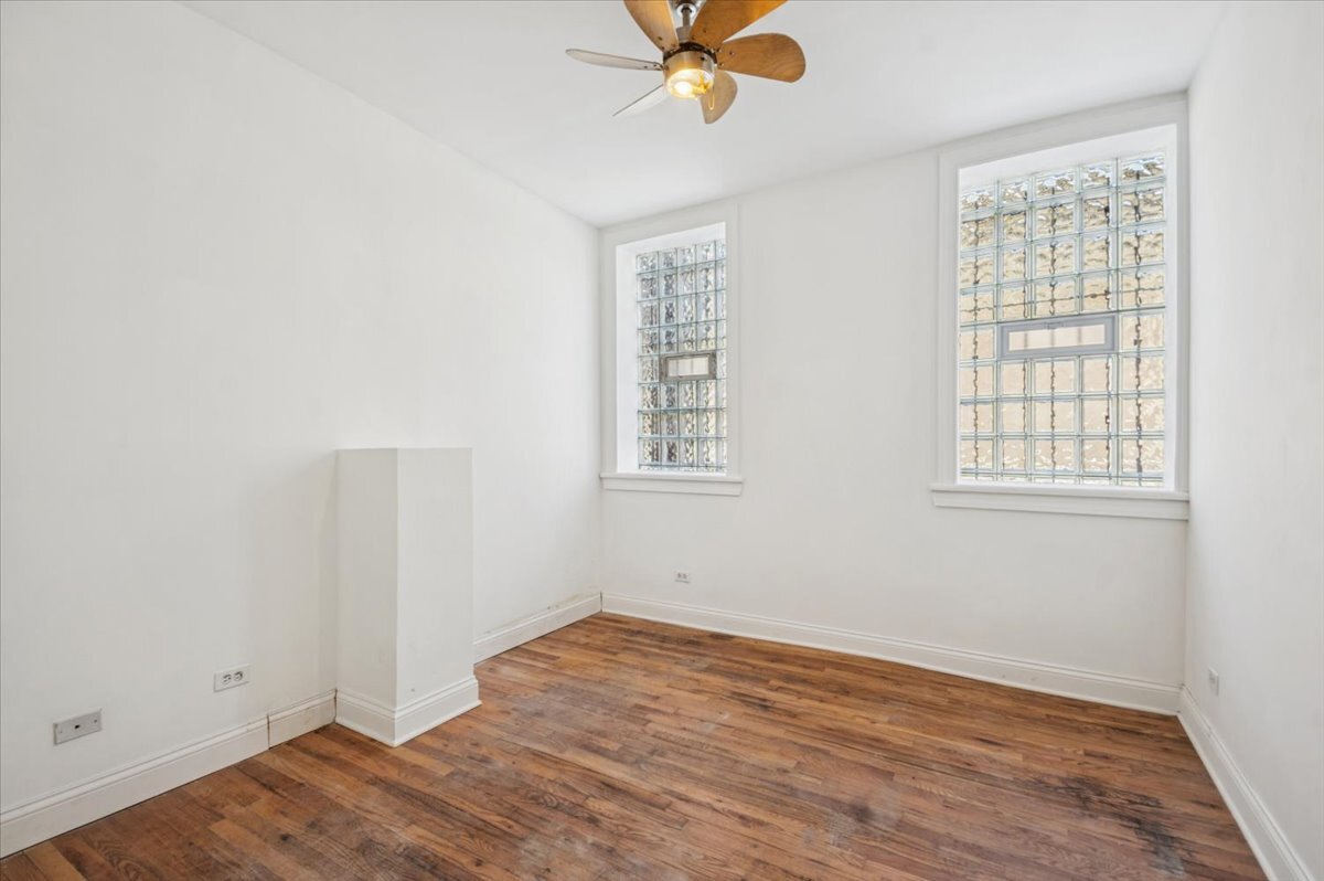 6812 N Wayne Avenue 1G