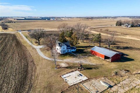Tiny photo for 7805 Jersey Ridge Road, Davenport, IA 52807 (MLS # 100000624)