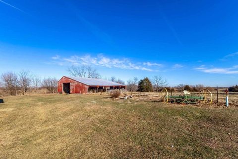 Tiny photo for 7805 Jersey Ridge Road, Davenport, IA 52807 (MLS # 100000624)