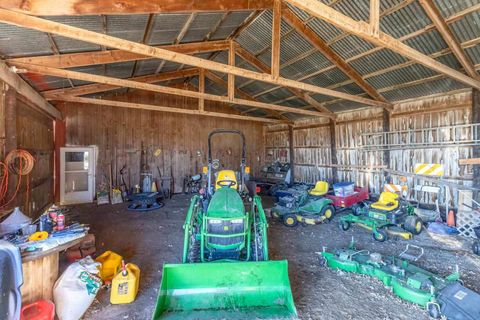 Tiny photo for 7805 Jersey Ridge Road, Davenport, IA 52807 (MLS # 100000624)