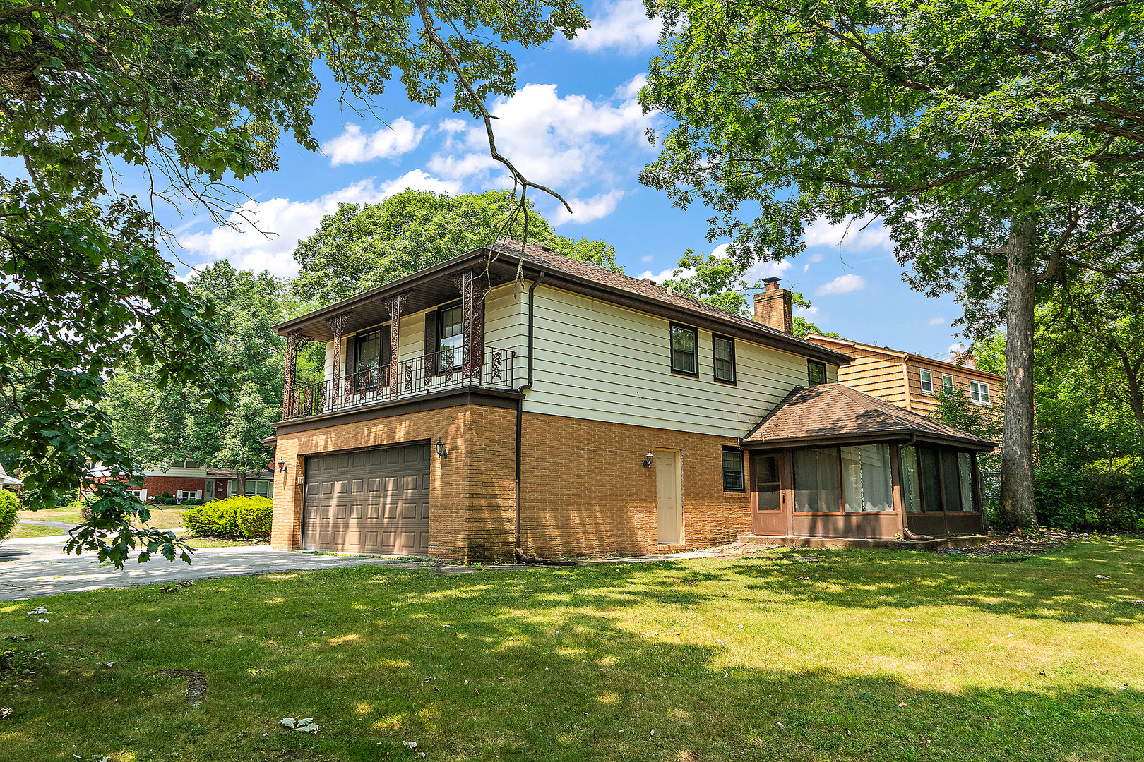 20707 Greenwood Court