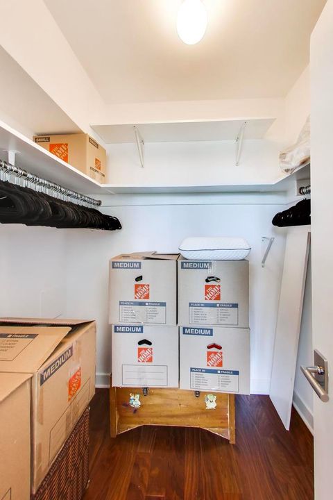 Tiny photo for 3180 N Lake Shore Drive #2E, Chicago, IL 60657 (MLS # 12622237)