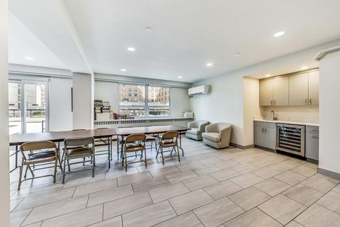 Tiny photo for 3180 N Lake Shore Drive #2E, Chicago, IL 60657 (MLS # 12622237)