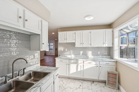 Tiny photo for 26814 N Genesee Street, Wauconda, IL 60084 (MLS # 12599200)