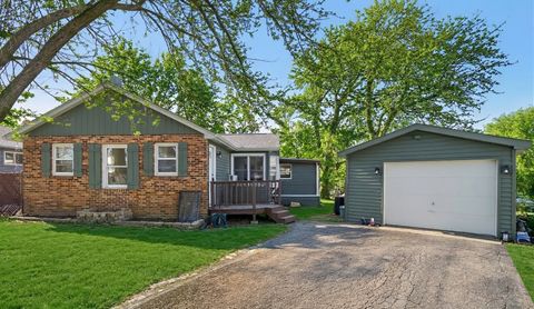 Photo of 26814 N Genesee Street, Wauconda, IL 60084 (MLS # 12599200)