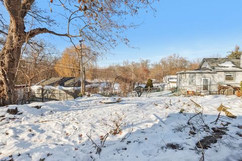 Tiny photo for 26814 N Genesee Street, Wauconda, IL 60084 (MLS # 12599200)