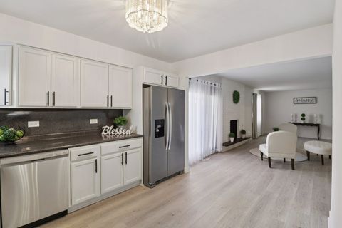 Tiny photo for 17005 Thackery Street, Oak Forest, IL 60452 (MLS # 12458537)