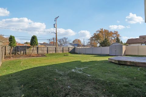 Tiny photo for 17005 Thackery Street, Oak Forest, IL 60452 (MLS # 12458537)