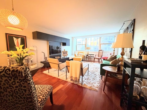 Tiny photo for 253 E Delaware Place #8A, Chicago, IL 60611 (MLS # 12785416)