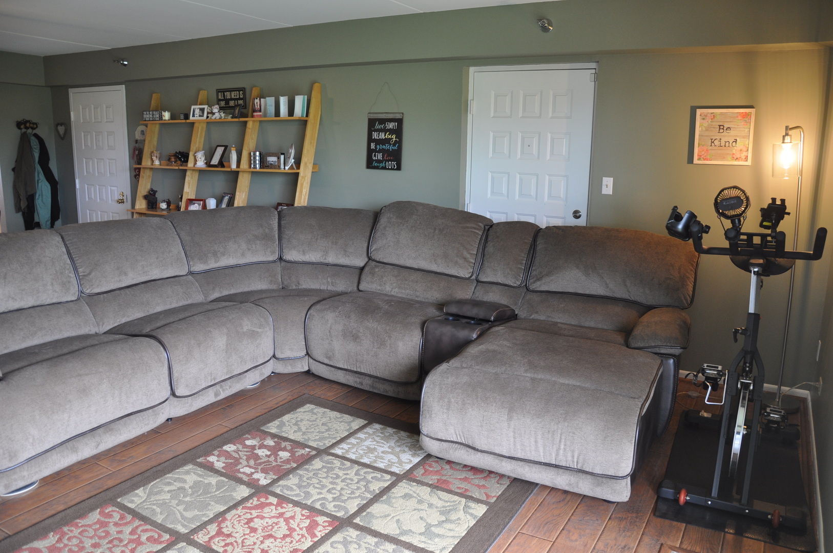 6020 Lake Bluff Drive 601