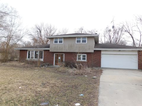Photo of 150 W Dixie Highway, St. Anne, IL 60964 (MLS # 12593754)