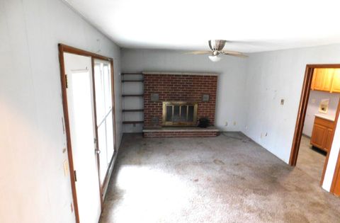 Tiny photo for 150 W Dixie Highway, St. Anne, IL 60964 (MLS # 12593754)