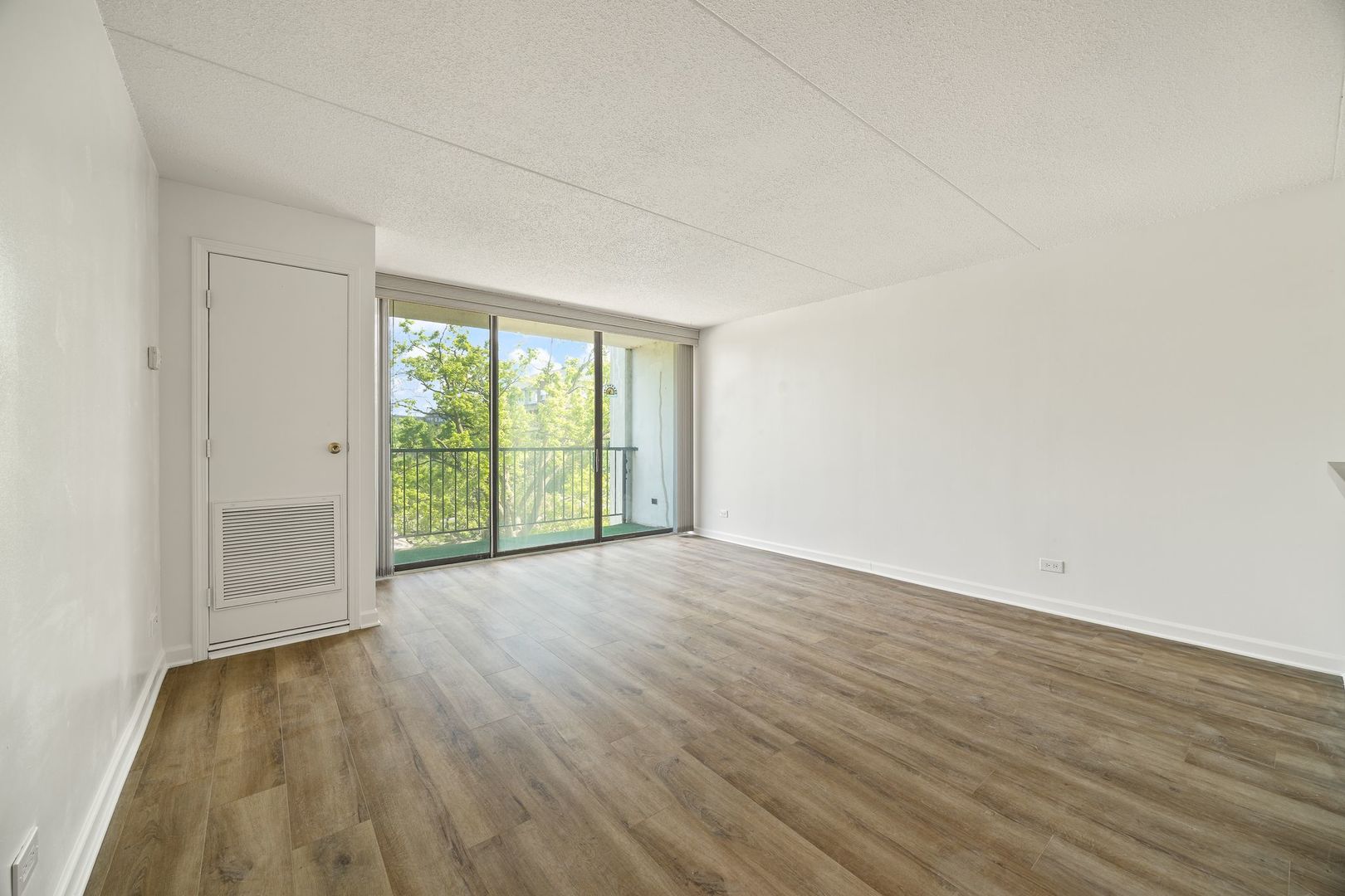 2015 S FINLEY Road 302