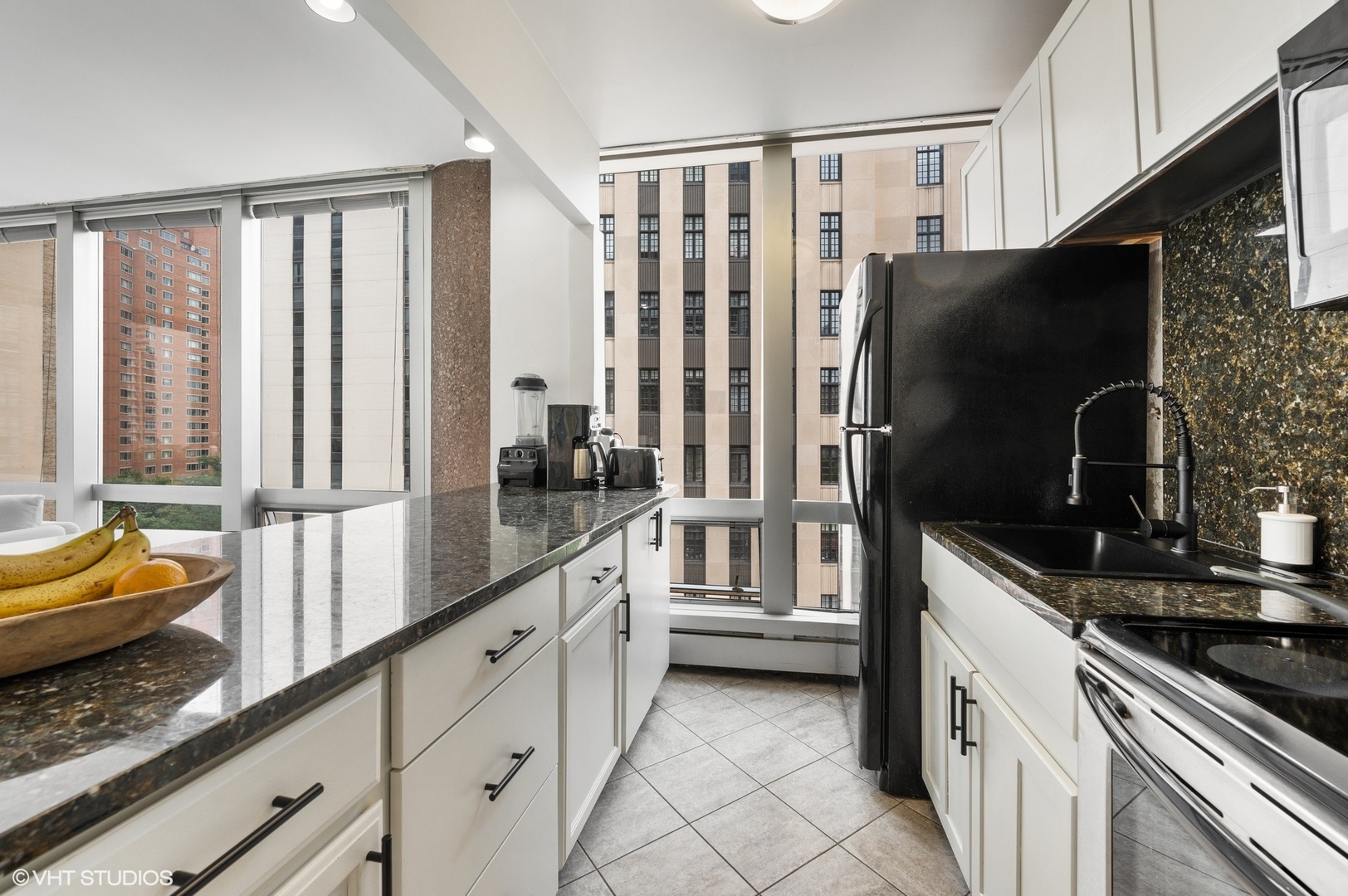 1300 N Astor Street 8B