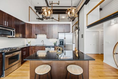 Tiny photo for 2545 S DEARBORN Street #702, Chicago, IL 60616 (MLS # 12715672)