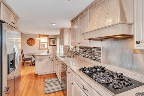 Tiny photo for 4107 N Park Street, Westmont, IL 60559 (MLS # 12491651)