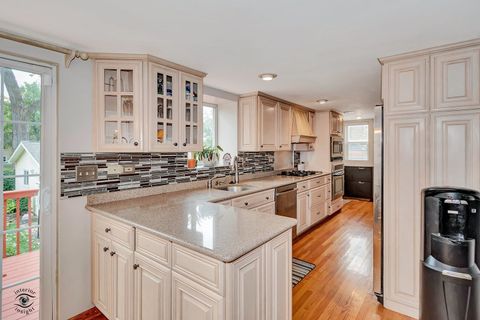 Tiny photo for 4107 N Park Street, Westmont, IL 60559 (MLS # 12491651)