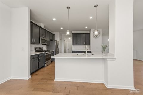 Tiny photo for 4184 Calder Lane, Aurora, IL 60504 (MLS # 12613449)