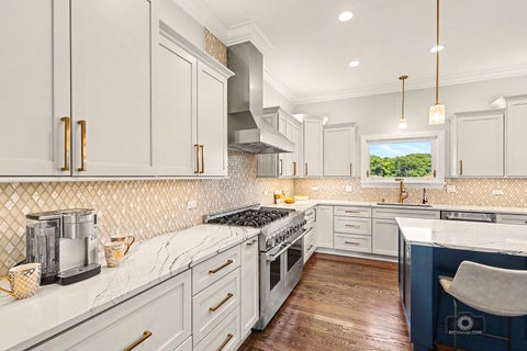 Tiny photo for 7 Paddock, Lemont, IL 60439 (MLS # 12697452)