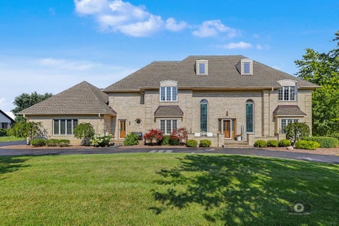 Photo of 7 Paddock, Lemont, IL 60439 (MLS # 12697452)