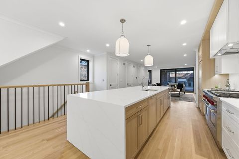 Tiny photo for 1849 N Mohawk Street #1, Chicago, IL 60614 (MLS # 12614633)