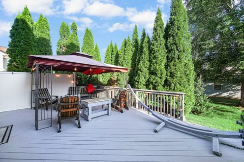 Tiny photo for 2181 Colorado Avenue, Elgin, IL 60123 (MLS # 12474979)