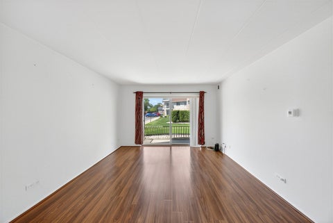 Tiny photo for 3237 S Manor Drive #110, Lansing, IL 60438 (MLS # 12661257)
