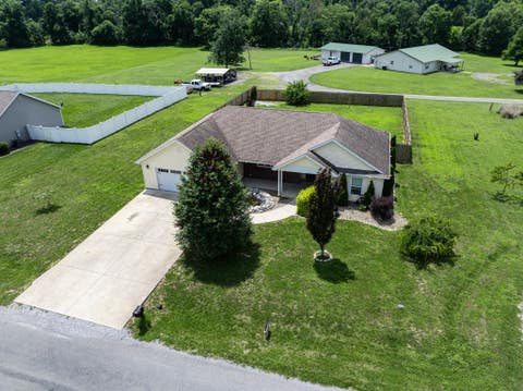 Tiny photo for 11213 Maggie Drive, Marion, IL 62959 (MLS # 12609367)