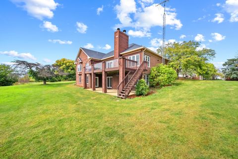 Tiny photo for 675 White Pine Circle, Lake In The Hills, IL 60156 (MLS # 12481775)