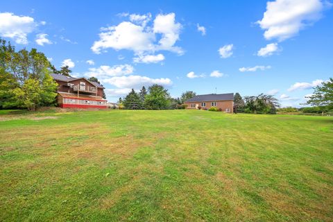 Tiny photo for 675 White Pine Circle, Lake In The Hills, IL 60156 (MLS # 12481775)