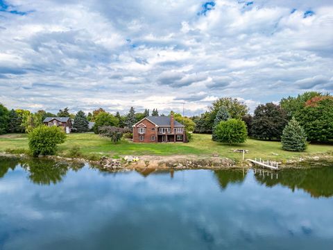 Tiny photo for 675 White Pine Circle, Lake In The Hills, IL 60156 (MLS # 12481775)