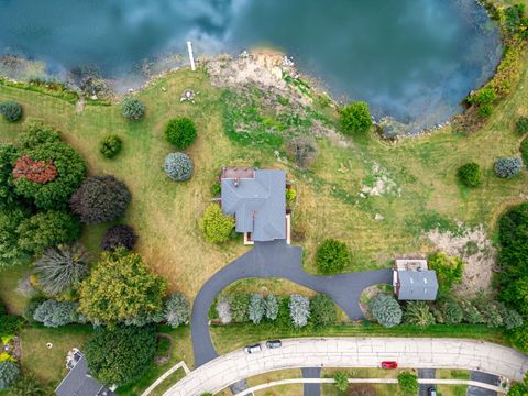 Tiny photo for 675 White Pine Circle, Lake In The Hills, IL 60156 (MLS # 12481775)