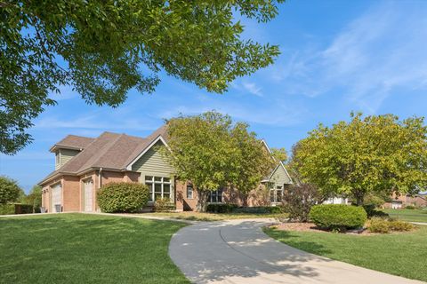 Photo of 7258 W James Lane, Monee, IL 60449 (MLS # 12447803) Photo of 7258 W James Lane, Monee, IL 60449 (MLS # 12447803)