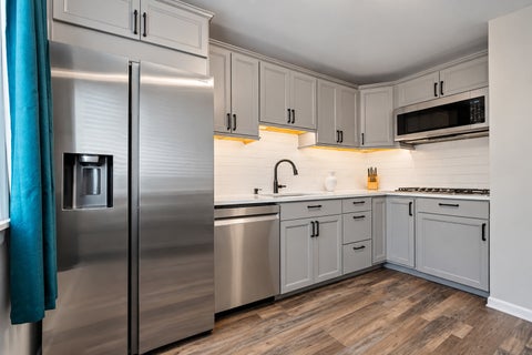 Tiny photo for 113 Boardwalk Street #E, Elk Grove Village, IL 60007 (MLS # 12764952)