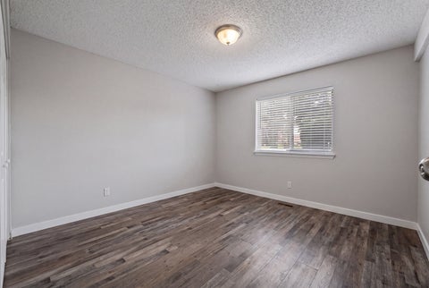 Tiny photo for 113 Boardwalk Street #E, Elk Grove Village, IL 60007 (MLS # 12764952)