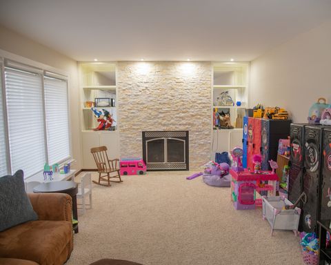 Tiny photo for 404 Livingston Drive, New Lenox, IL 60451 (MLS # 12546018)