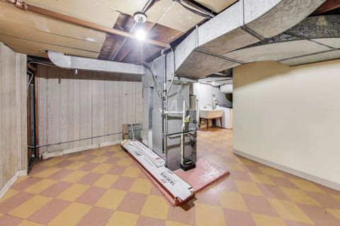 Tiny photo for 1115 N Ridgeland Avenue, Oak Park, IL 60302 (MLS # 12547489)