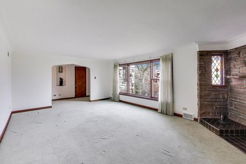 Tiny photo for 1115 N Ridgeland Avenue, Oak Park, IL 60302 (MLS # 12547489)