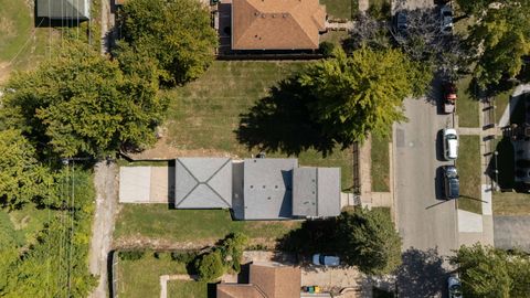 Tiny photo for 419 Oneida Street, Joliet, IL 60435 (MLS # 12467676)