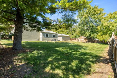 Tiny photo for 419 Oneida Street, Joliet, IL 60435 (MLS # 12467676)