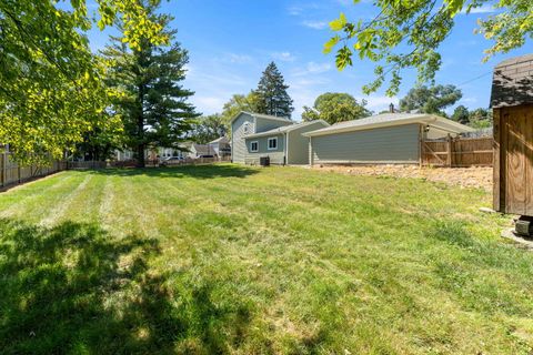 Tiny photo for 419 Oneida Street, Joliet, IL 60435 (MLS # 12467676)