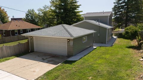 Tiny photo for 419 Oneida Street, Joliet, IL 60435 (MLS # 12467676)