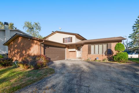 Photo of 22533 Arquilla Drive, Richton Park, IL 60471 (MLS # 12500209) Photo of 22533 Arquilla Drive, Richton Park, IL 60471 (MLS # 12500209)