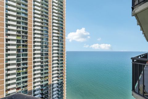Tiny photo for 6007 N Sheridan Road #25F, Chicago, IL 60660 (MLS # 12473353)