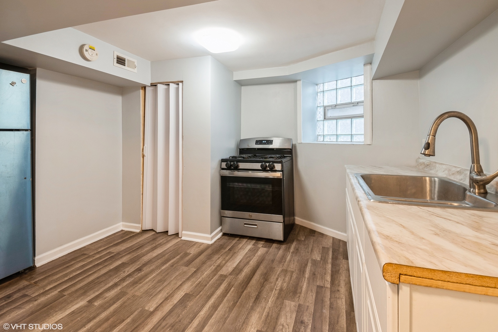 1212 W 64th Street