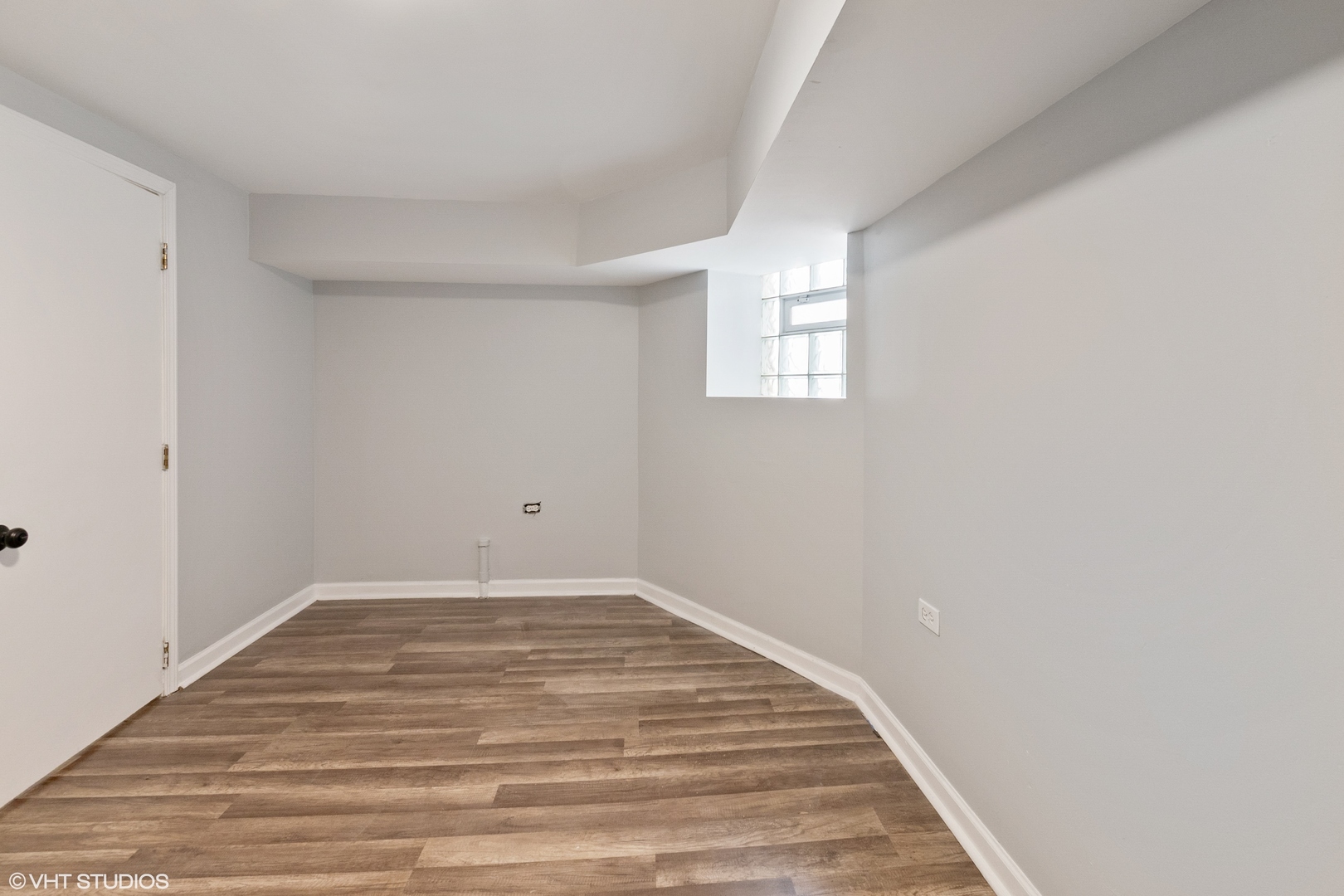 1212 W 64th Street