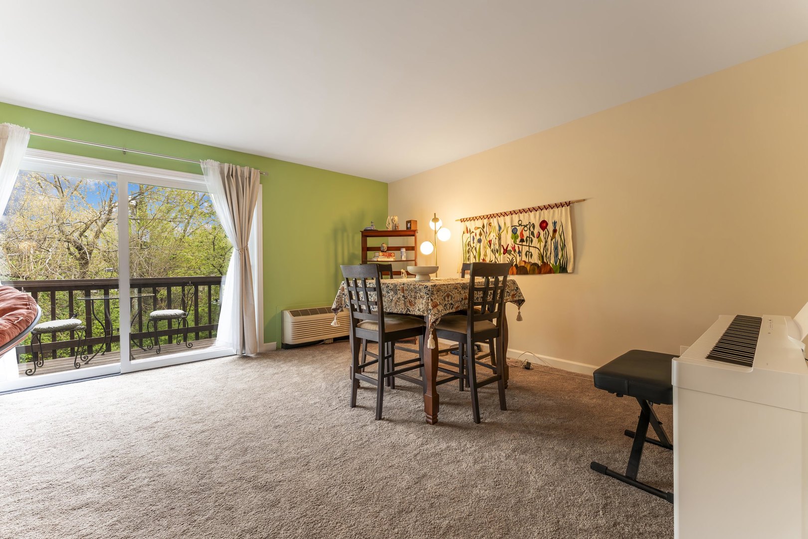 33561 N Royal Oak Lane 209