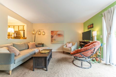 Tiny photo for 33561 N Royal Oak Lane #209, Grayslake, IL 60030 (MLS # 12634151)