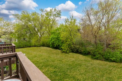 Tiny photo for 33561 N Royal Oak Lane #209, Grayslake, IL 60030 (MLS # 12634151)